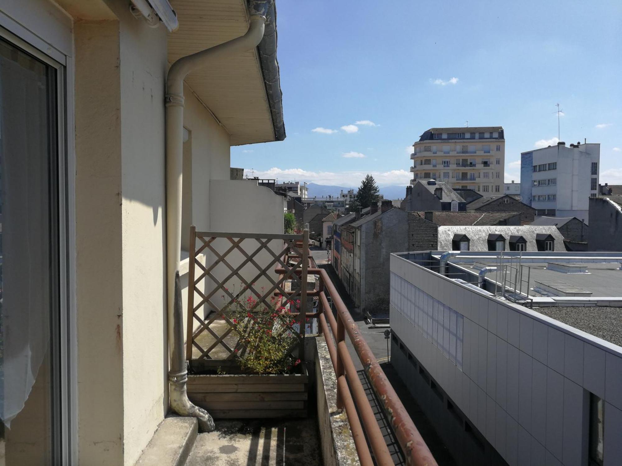 Appartement T4 Lumineux Avec Balcon - 3Eme Etage Sans Ascenseur Тарб Экстерьер фото