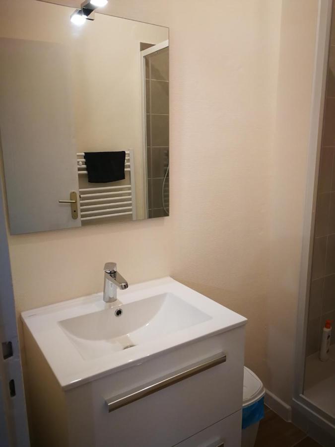 Appartement T4 Lumineux Avec Balcon - 3Eme Etage Sans Ascenseur Тарб Экстерьер фото