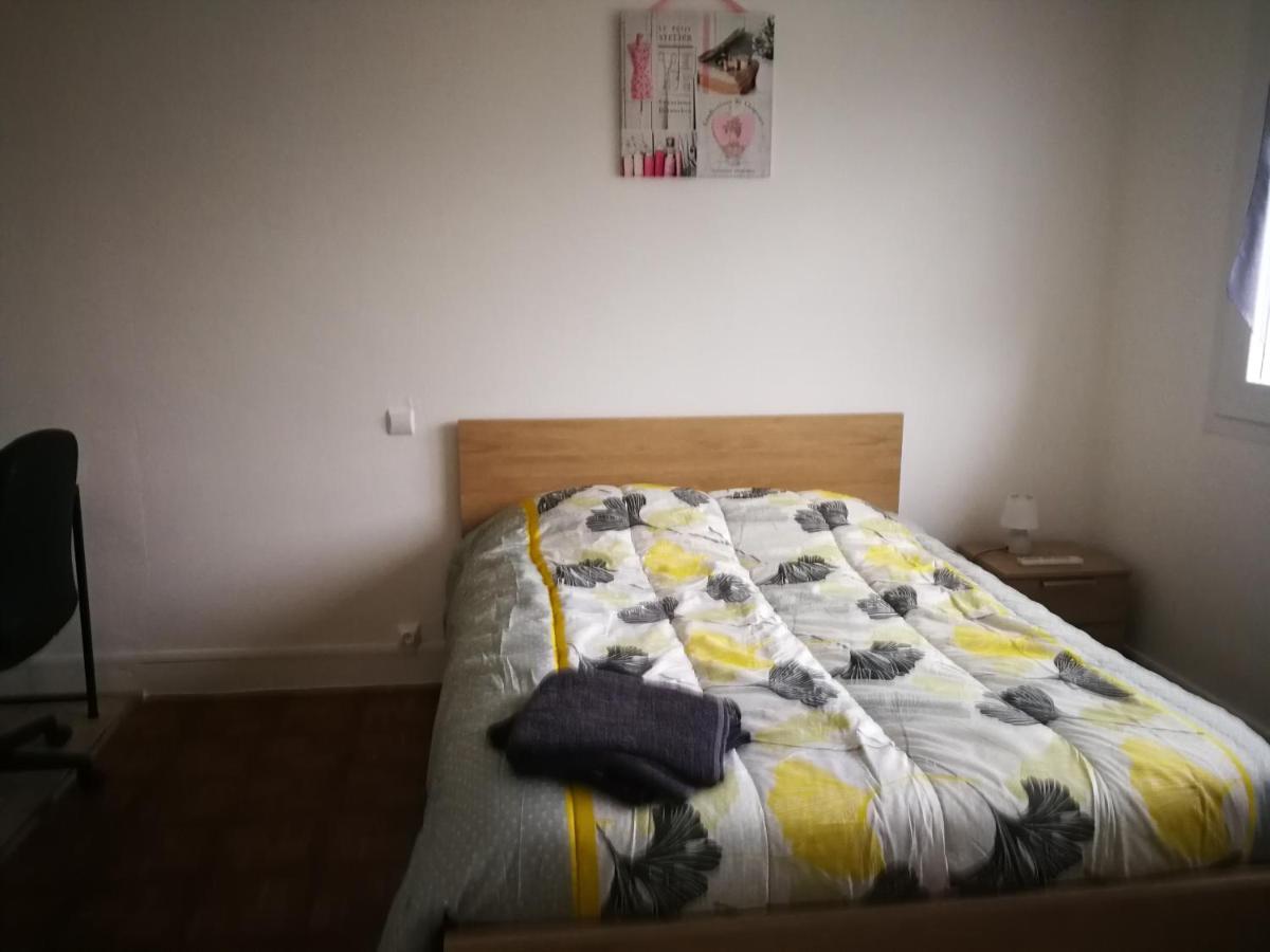 Appartement T4 Lumineux Avec Balcon - 3Eme Etage Sans Ascenseur Тарб Экстерьер фото