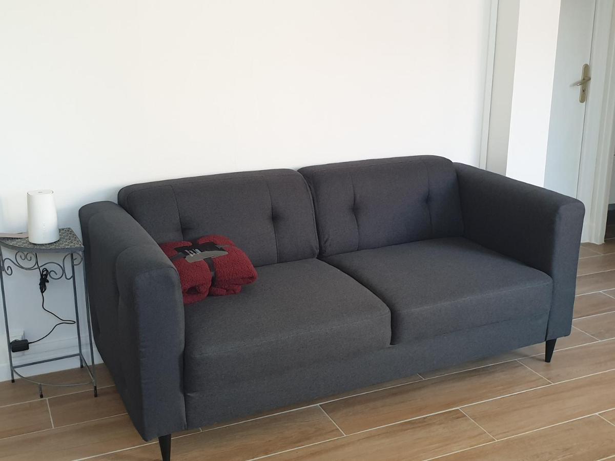 Appartement T4 Lumineux Avec Balcon - 3Eme Etage Sans Ascenseur Тарб Экстерьер фото